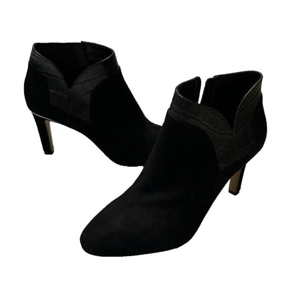 Vince Camuto Larmana Leather Side-Zip Suede Bootie Womens 9.5 Black Ankle Boot - Picture 2 of 9